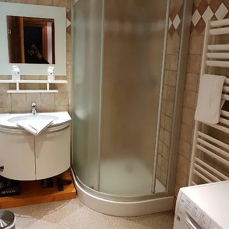 Le Caboen Les Planards 아파트